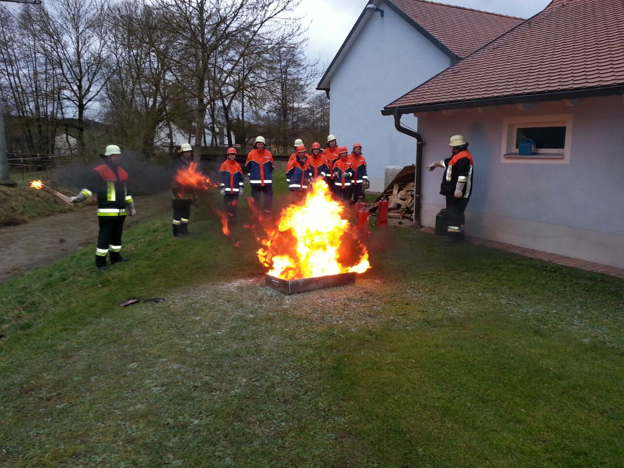 Übung Feuerlöscher